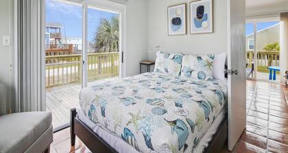 Beachside Pearl by Ryson Vacation Rentals