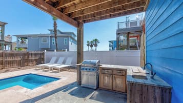 House (4 Bedrooms) | Property amenity