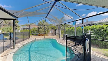 House (3 Bedrooms) | Property amenity