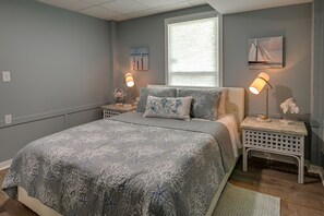 2 bedrooms, desk, iron/ironing board, WiFi - 'Below Deck' Beach House: Walk to the Ocean! (Surfside Beach)
