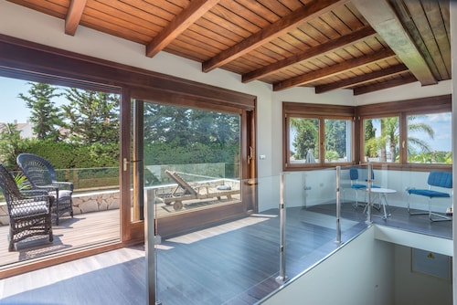 Villa Jazz elegant and exclusive villa seaview close to Puerto Banus and Beaches