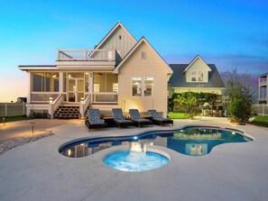 House (4 Bedrooms) | Pool