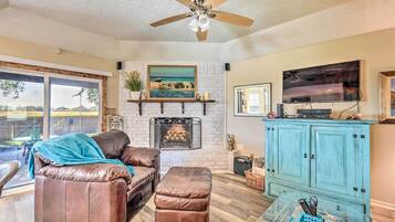 Rumah (2 Bedrooms) | Bagian depan properti