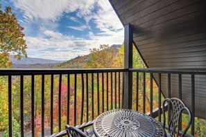 Interior - Prime Views! Above & Beyond Pigeon Forge Cabin (Sevierville)