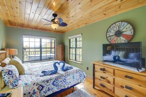 House (2 Bedrooms) | Interior - Above & Beyond Pigeon Forge Cabin w/ Prime Views! (Sevierville)