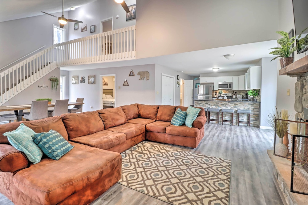 Albrightsville Home: Close to Lakes & Skiing!