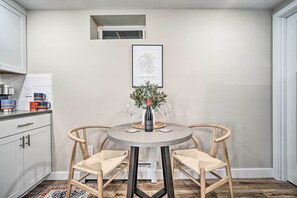 Apartment (1 Bedroom) | Interior