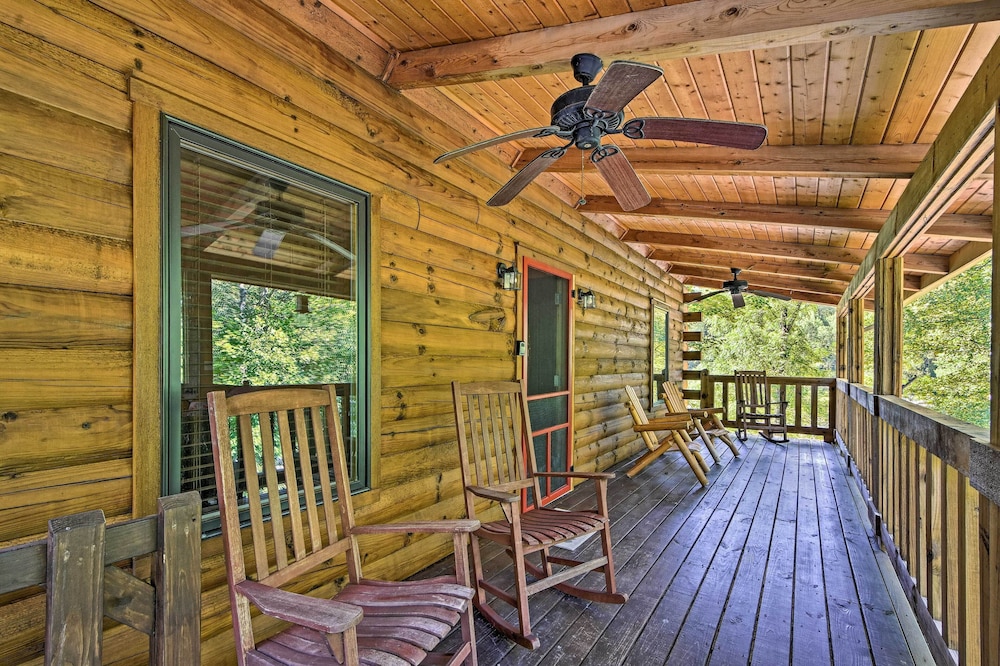 Andrews Cabin in Nantahala National Forest!