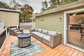 House (3 Bedrooms) | Interior - Private Dock & Lake Access: Benton Family Home (Benton)