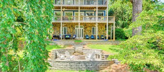 Badin Lake Cabin w/ Dock & 2-story Boat Slip!