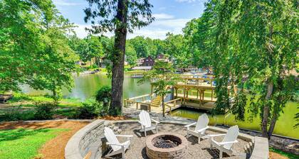 Dock & 2-story Boat Slip: Badin Lake Cabin
