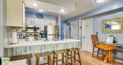 Condo 2 Mi to Silver Dollar City: Relax Fireside!