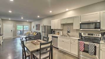 Apartment (1 Bedroom) | Interior