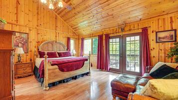 House (1 Bedroom) | Interior