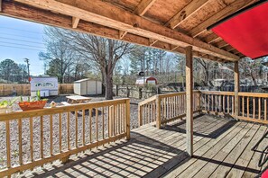 House (5 Bedrooms) | Interior