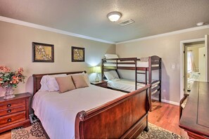 House (5 Bedrooms) | Interior - Central Hot Springs Family Home w/ Deck! (Hot Springs)