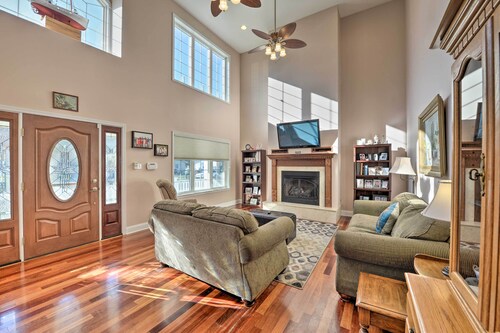 Cape May Getaway w/ Private Deck & Hot Tub!