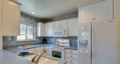 Charming Cle Elum Home w/ Patio: 5 Mi to Dtwn!