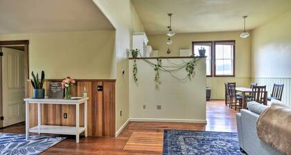 Charming Apartment in Downtown Blue Lake!