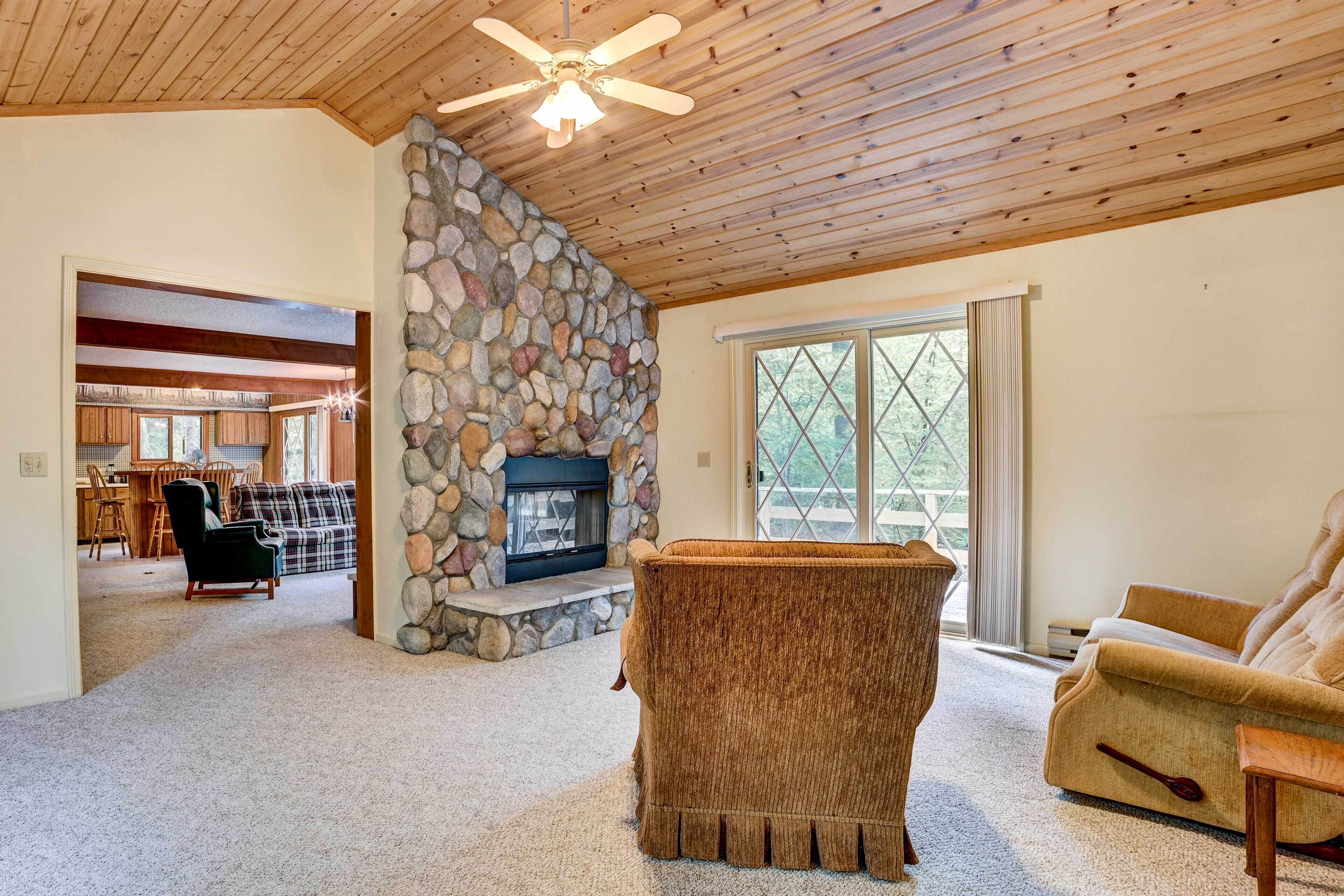 Charming Gaylord Getaway ~ 2 Mi to Golfing