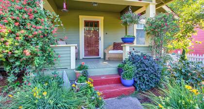 Charming Eugene Vacation Home: 1 Mi to Dtwn!