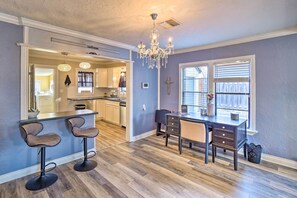 Interior - Lawton Home ~ 5 Mi to Fort Sill! (Lawton)