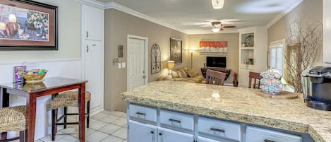House (2 Bedrooms) | Interior