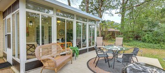Sunroom & Yard: Charming Hot Springs Home!