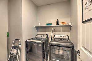 Hus (4 Bedrooms) | Innvendig