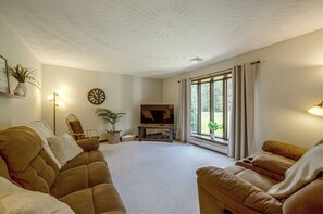 Unclassified image, 3 of 68, button - Charming Lewisburg Home w/ Hot Tub & Games! (Lewisburg)