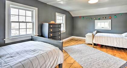Charming Sharon Dwelling w/ Deck & Fire Pit!