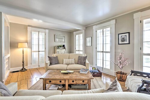 Charming Sharon Dwelling w/ Deck & Fire Pit!