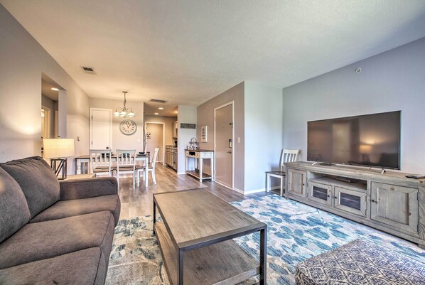 Apartment (3 Bedrooms) | Front of property
