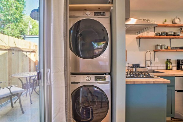 Apartment (0 Bedroom) | Interior