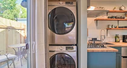 Chic Grants Pass Tiny Home ~ Half-mi to Dtwn!