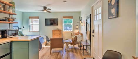 Apartment (0 Bedroom) | Front of property