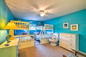Interior - Coastal Atlantic Beach Duplex < 1 Mi to Boardwalk! (Atlantic Beach)