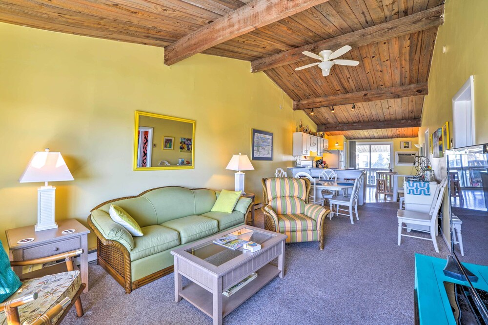 Coastal Atlantic Beach Duplex < 1 Mi to Boardwalk!