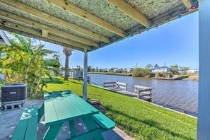 House (3 Bedrooms) | Interior - Canalfront Sargent Cabin w/ Patio: 1 Mi to Beach! (Bay City)