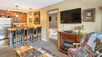 Apartment (1 Bedroom) | Interior