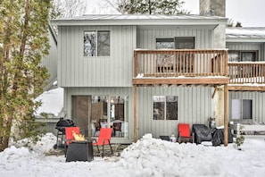 Interior - Hartford Escape w/ Fire Pit ~ 3 Mi to Ski & Golf! (Quechee)