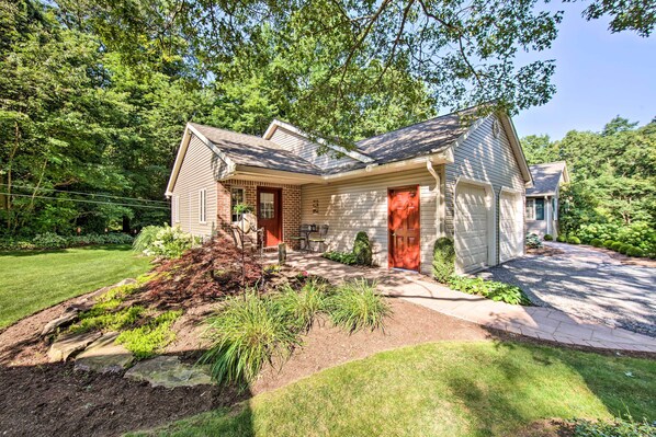 Apartment (0 Bedroom) | Interior