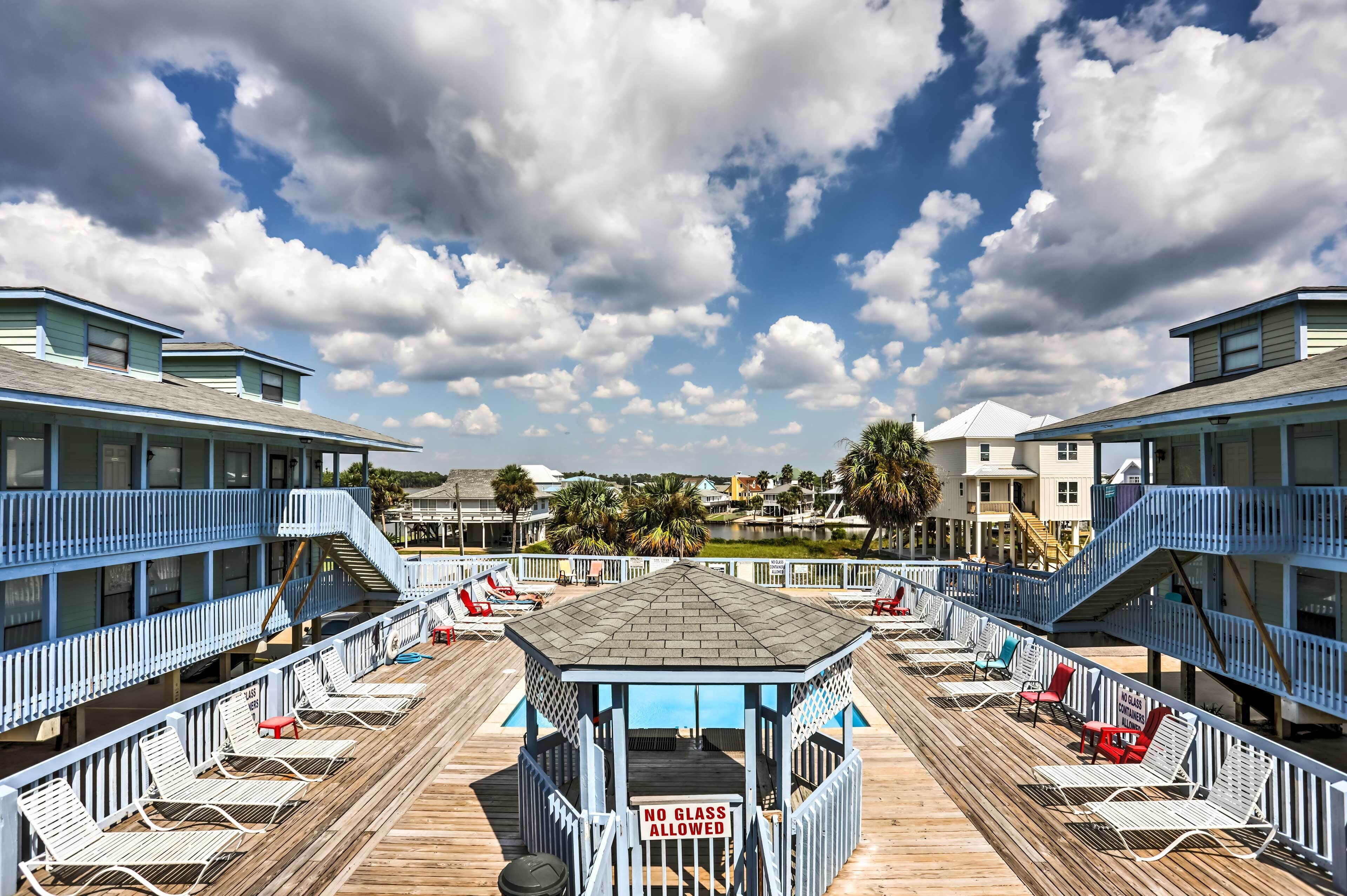 Cozy Gulf Shores Condo - Just Steps to the Beach!