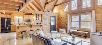 1 Mi to Slopes! Family-friendly Massanutten Cabin