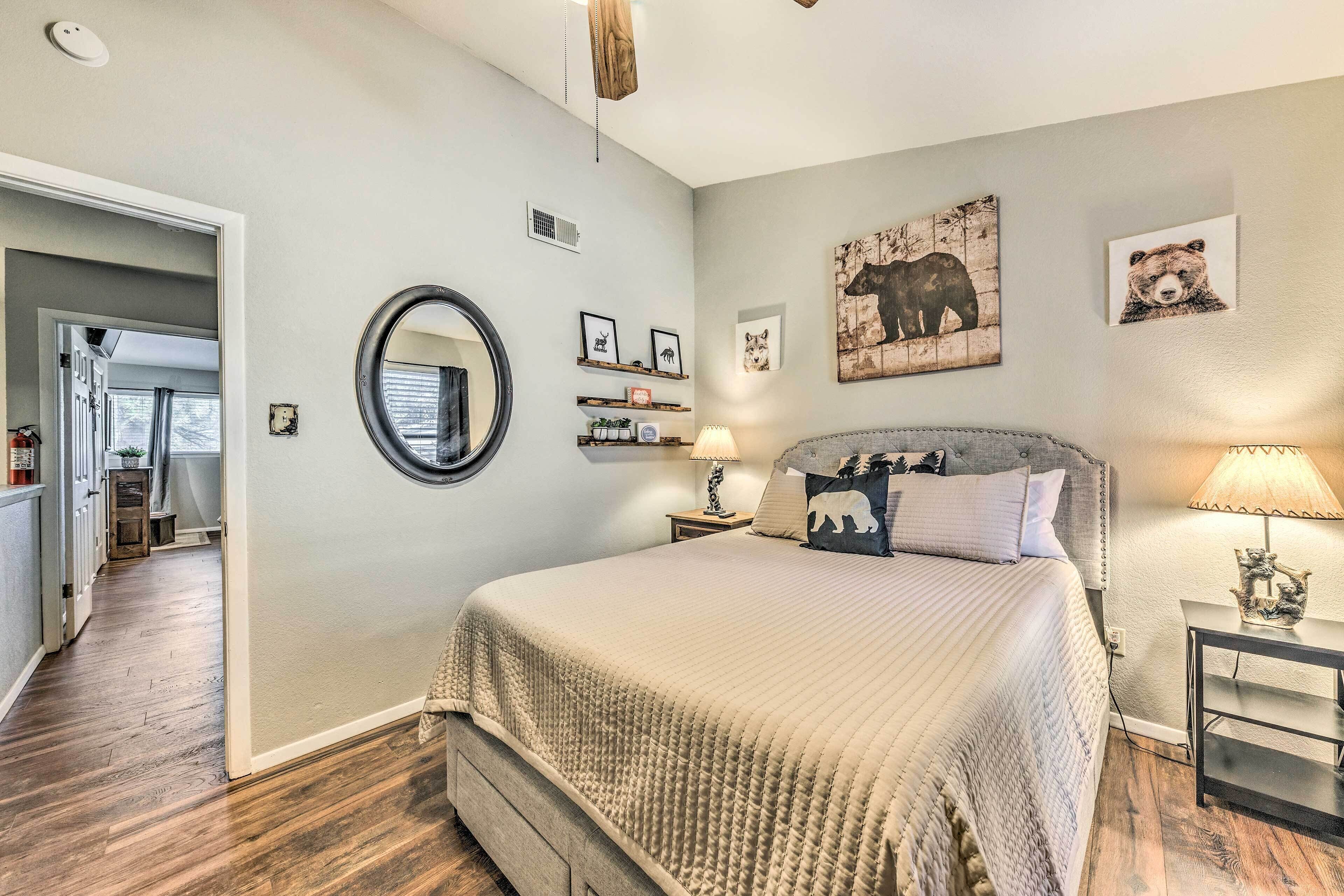 Cozy Ruidoso Condo w/ Grill & Mountain Views!