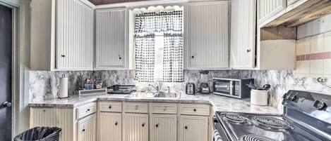 House (2 Bedrooms) | Interior