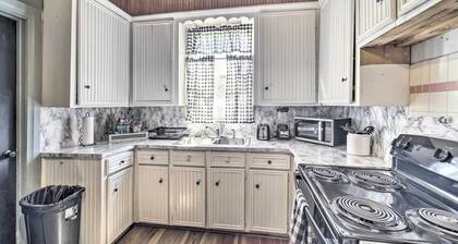 Cozy Livingston House w/ Fenced Yard + Patio!