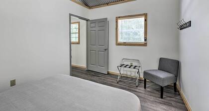 Creekside Cabin Retreat w/ Community Fire Pit