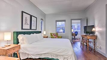 Apartemen (3 Bedrooms) | 3 kamar tidur, setrika/meja setrika, dan seprai linen