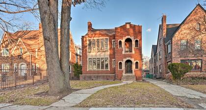 Detroit Vacation Rental: 8 Mi to Downtown!